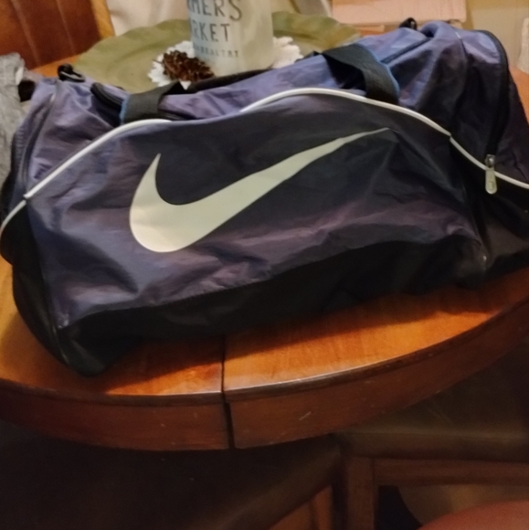 Nike Other - Nike (12x12x24) Duffle Bag